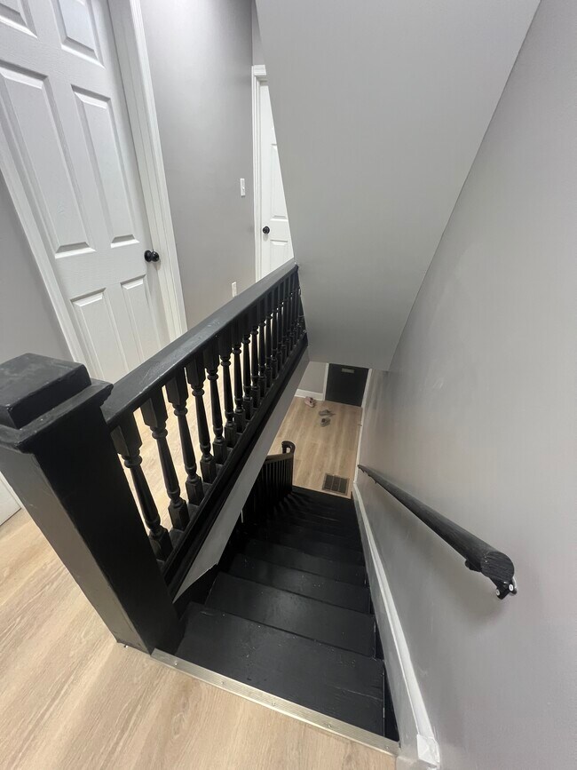 Foto del edificio - 1018 W 8th St