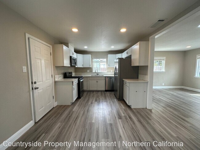 Foto del edificio - 3 br, 2 bath House - 2201 Eicher Ave