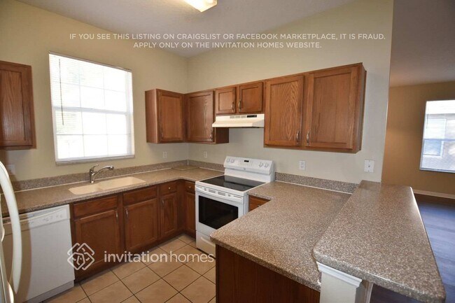 Building Photo - 236 Idlewild Ave