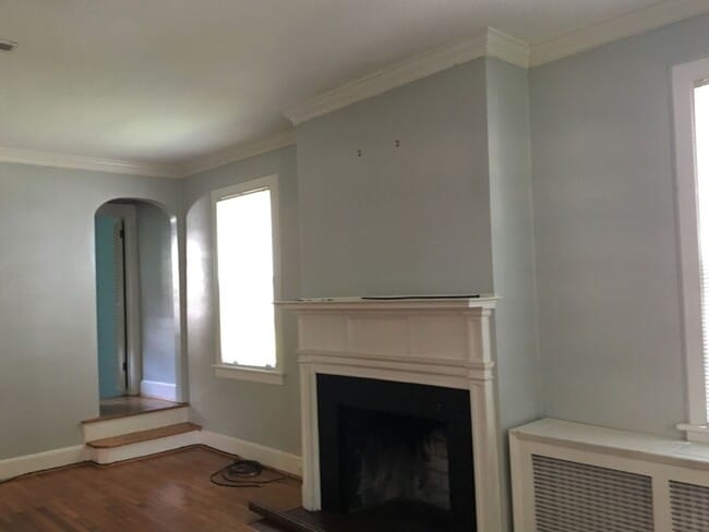 Building Photo - West Ghent