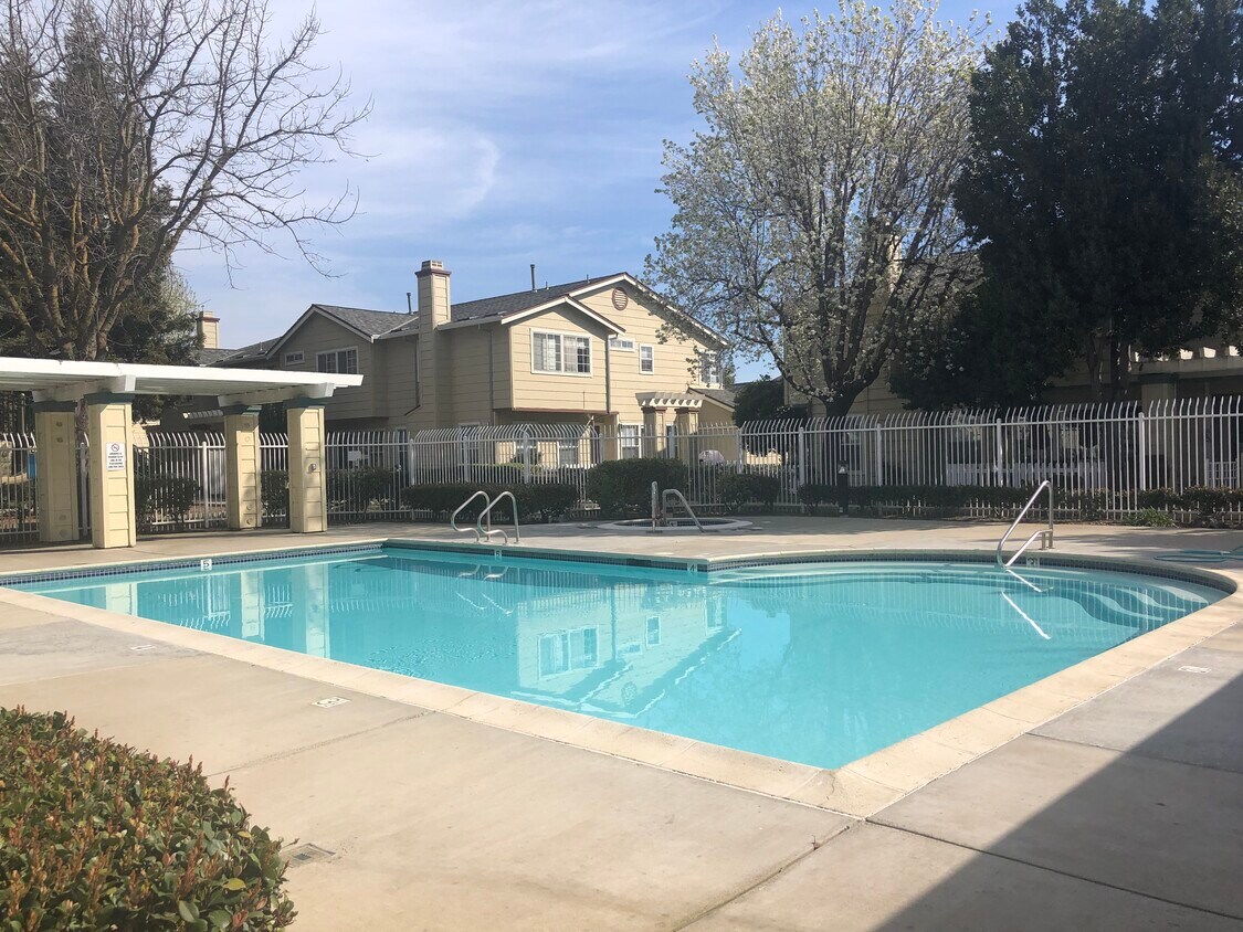 2156 Wynngate Ct, Tracy, CA 95376 Townhome Rentals in Tracy CA