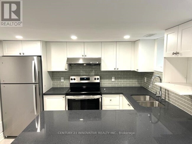 Building Photo - 3 Kellyvale Rd