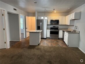 Building Photo - 8148 Randall Ln