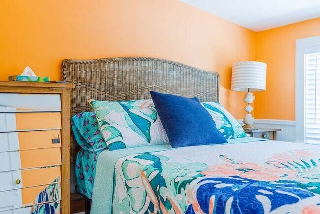 Foto del edificio - 810 Carol Ave