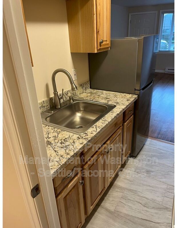 Foto del edificio - 5104 17th Ave NW