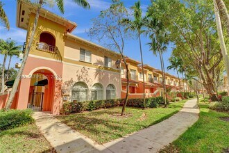 Building Photo - 1315 N Santa Catalina Cir