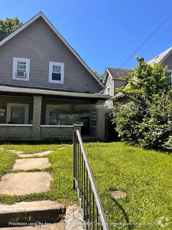 Building Photo - 1031 W 33rd St