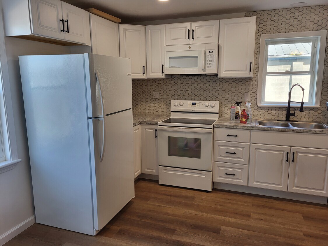 New kitchen - 208 W High St