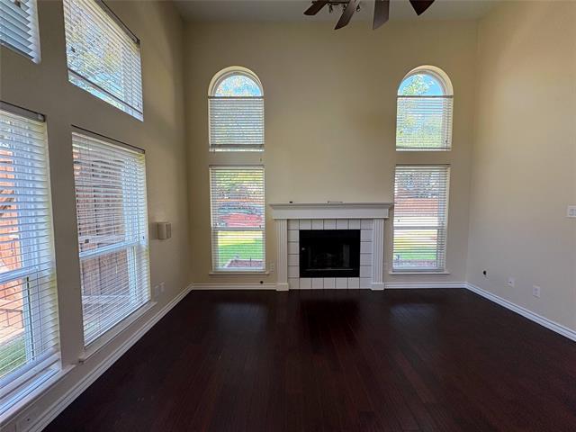 Foto del edificio - 512 Woodlake Dr