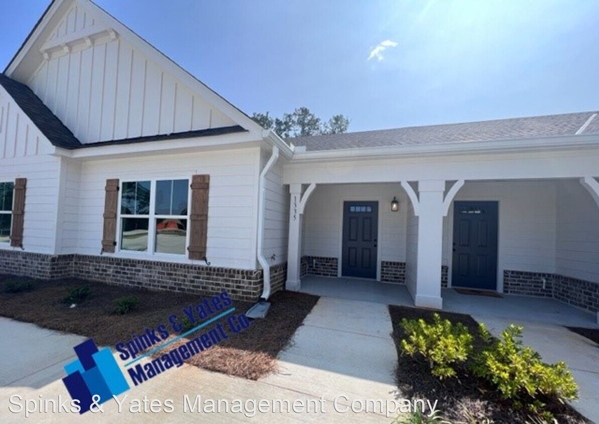 2 br, 2 bath House 1335 Mooty Bridge Road House Rental in LaGrange