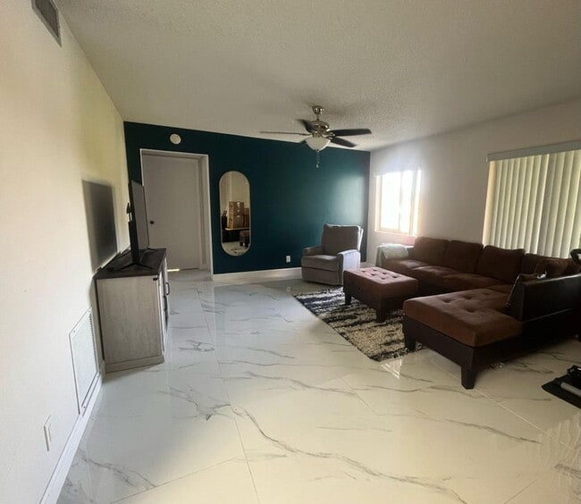 Photo - 4988 Sable Pine Cir Apartment