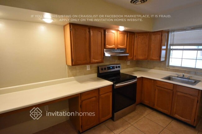 Building Photo - 2324 61st Way N