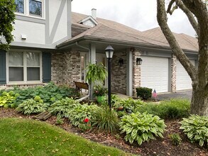 Building Photo - 1312 Coventry Cir