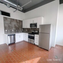 Building Photo - 1180 E 30th St