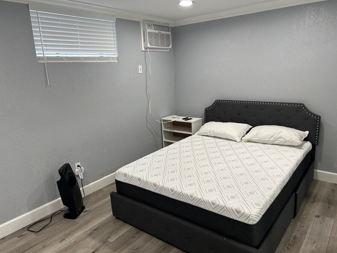 Foto principal - 3138 Glendon Ave