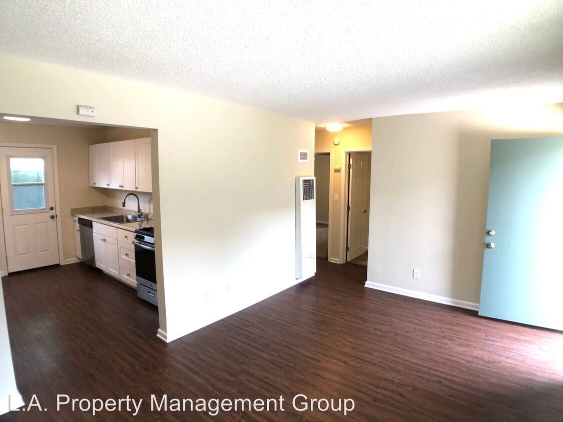 Foto principal - 219-221 S San Gabriel Ave