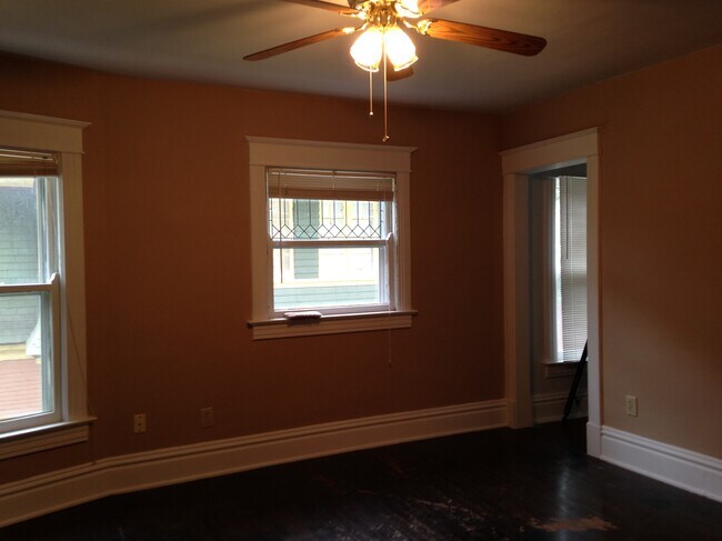 Dormitorio - 1419 S Lowell Ave