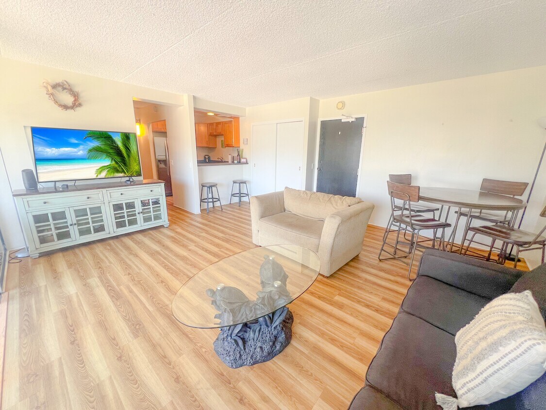 Foto principal - 430 Keoniana St
