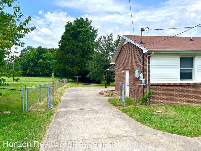 Foto del edificio - 3 br, 1 bath House - 578 Cynthia Dr.