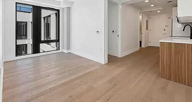 Building Photo - 60 West 125th Street