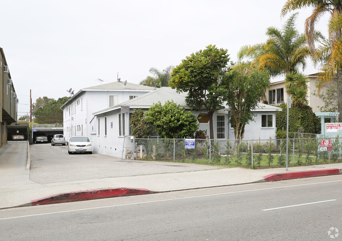 Primary Photo - 4405-4407 Inglewood Blvd