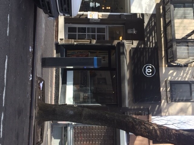 Building Photo - 43 Clinton St
