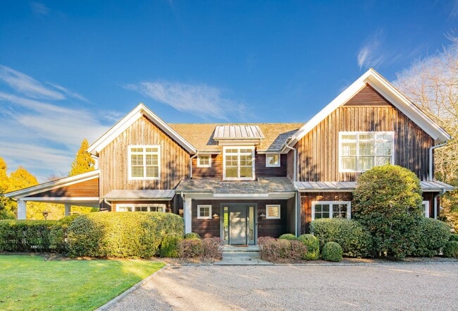 Foto del edificio - 1241 Deerfield Rd