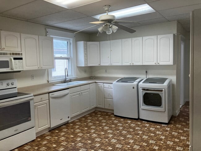 Foto del edificio - 13 Grubb St