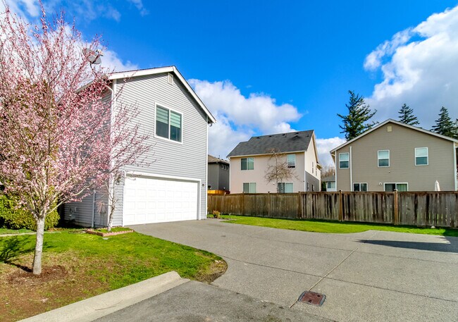 Building Photo - 12826 SE 225th Ct