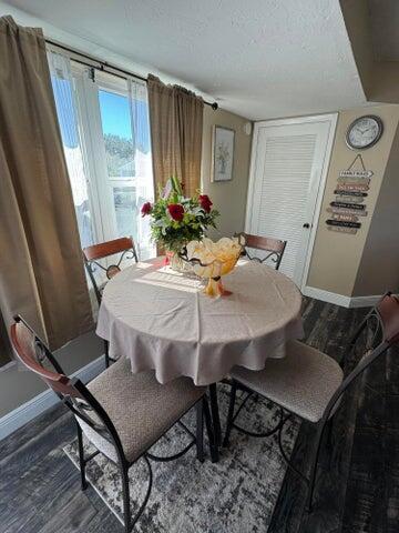 Foto del edificio - 3290 SE Aster Ln