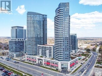 Building Photo - 7167-7167 Yonge St