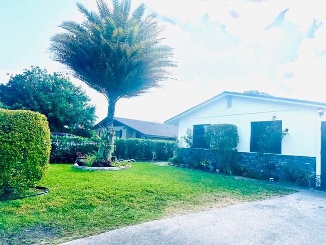 Foto del edificio - 1104 Neoga St