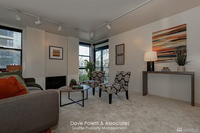 Building Photo - 730 Bellevue Ave E