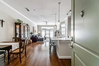 Building Photo - 300 St Joseph Pkwy