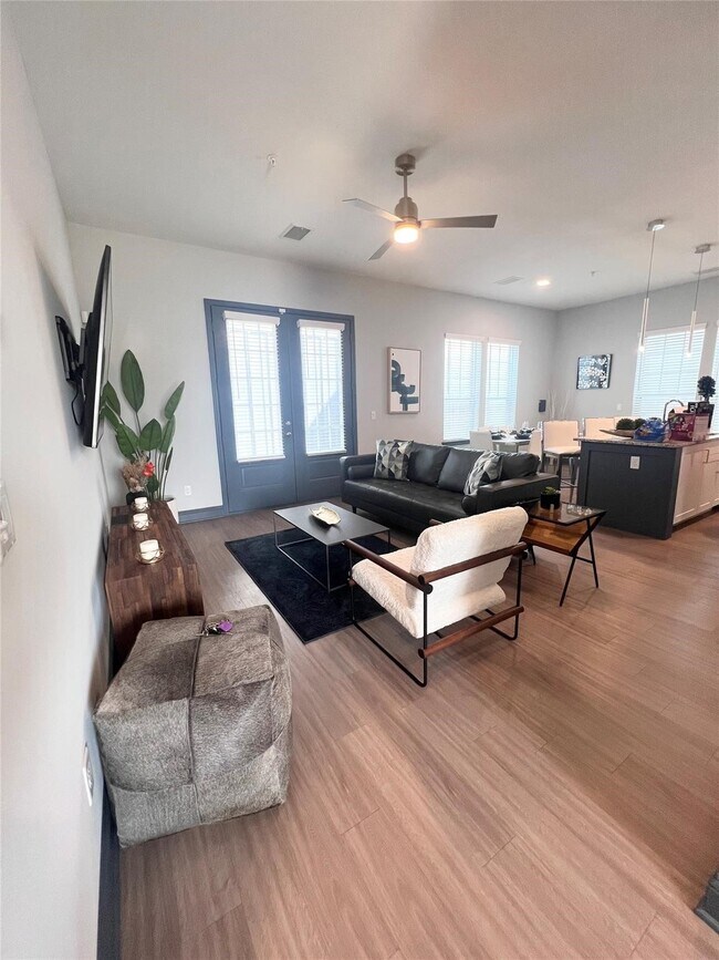 Foto del edificio - 4250 Woodridge Pkwy