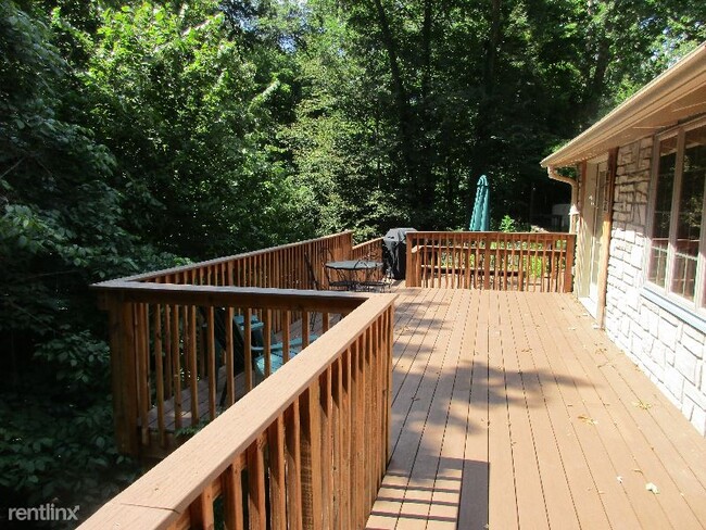 Building Photo - 3 br, 2 bath House - 7979 Olentangy River Rd