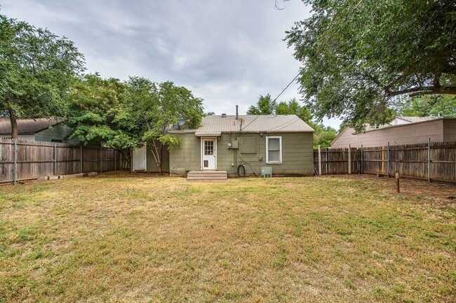 Building Photo - Pre Leasing for fall 2026! 2/1 in Tech Terrace