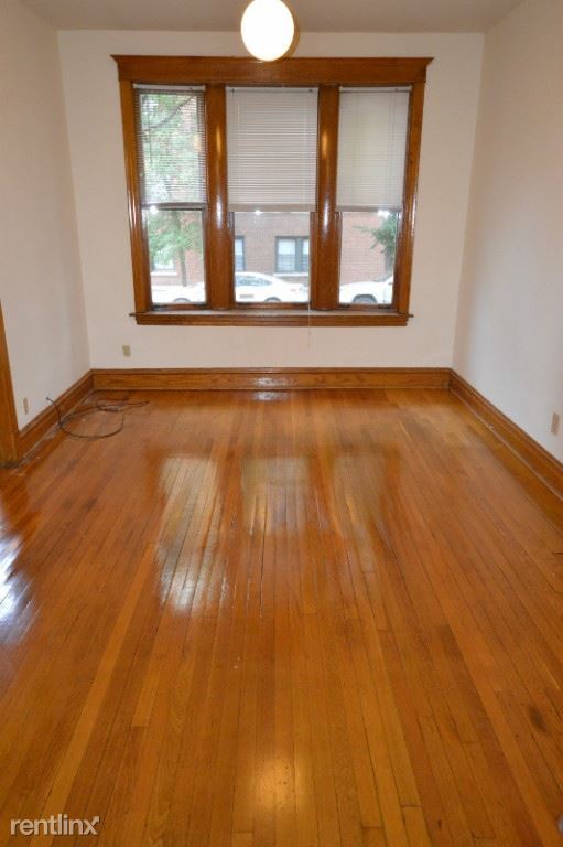 Foto del edificio - 3906 N Greenview Ave