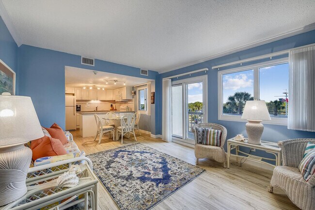 Foto del edificio - 23223 Front Beach Rd