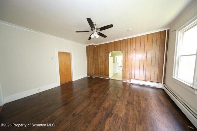 Building Photo - 306 S Hyde Park Ave