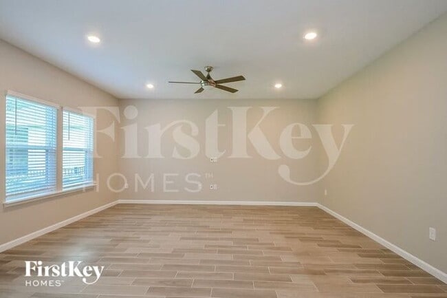 Building Photo - 159 Redonda Wy