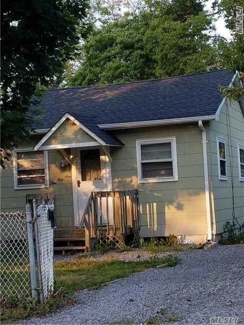 Building Photo - 159 Huguenot Dr