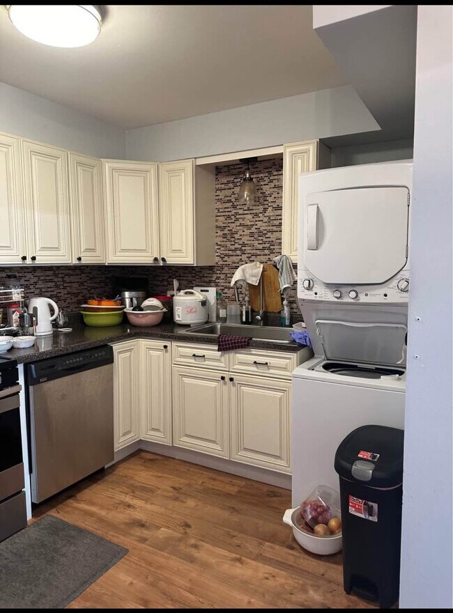 Foto del edificio - 6219 W 63rd St