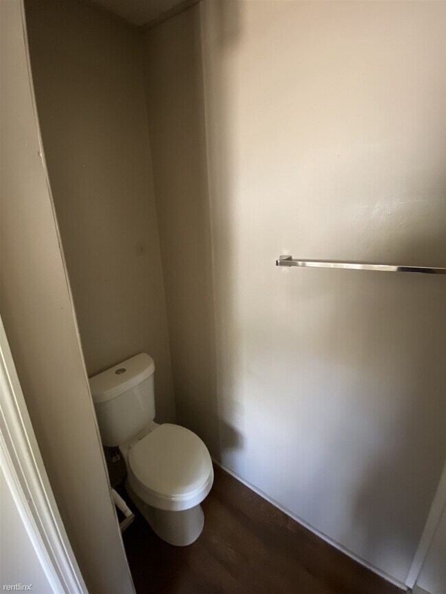 Building Photo - 270 Pecan Grove Blvd