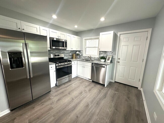 Foto del edificio - 423 S Westmore-Meyers Rd