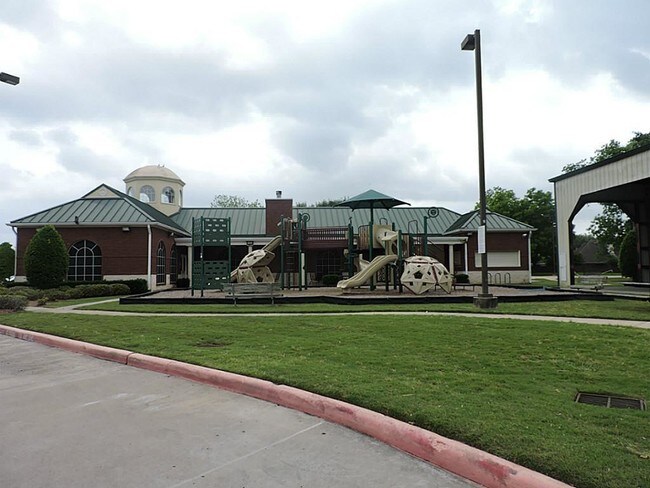 Building Photo - 1207 Satillo Ln