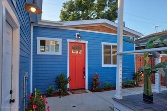 Building Photo - 2237 Duvall St