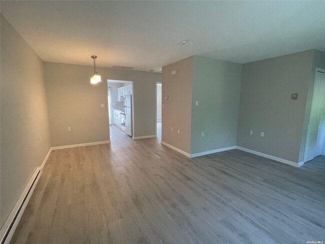 Building Photo - 428 Aylesbury Ct