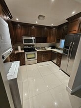 Building Photo - 3307 NW 108th Dr