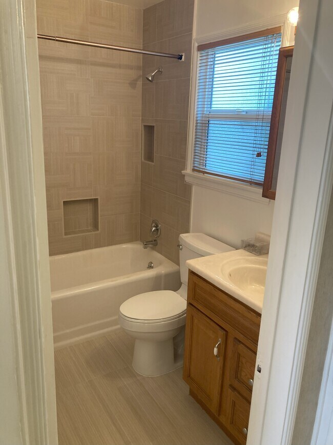 Bathroom - 2273 Fox Hills Dr